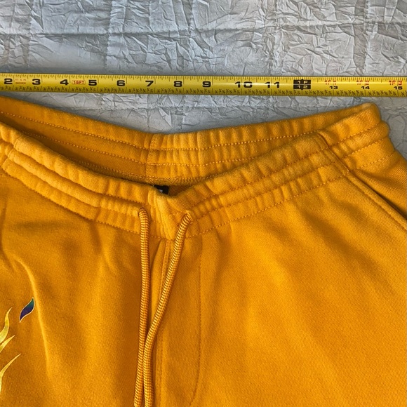 ICECREAM Disc Shorts Sz. Medium Yellow - Picture 2 of 4